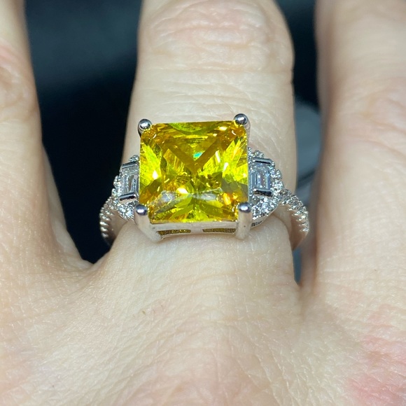 Citrine & White Sapphire Sterling Silver Ring - Picture 6 of 11
